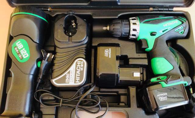 Аккумуляторный шуруповёрт дрель Hitachi DS12dvfa