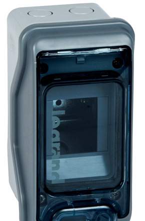Бокс распределительный 2+1Legrand Plexo 3 (01902)