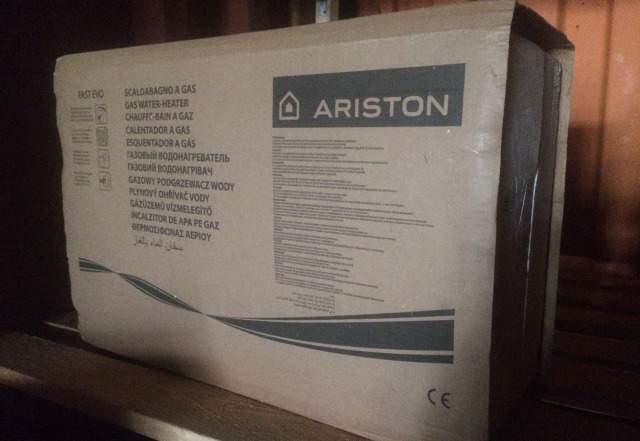 Водонагреватель газовый Ariston