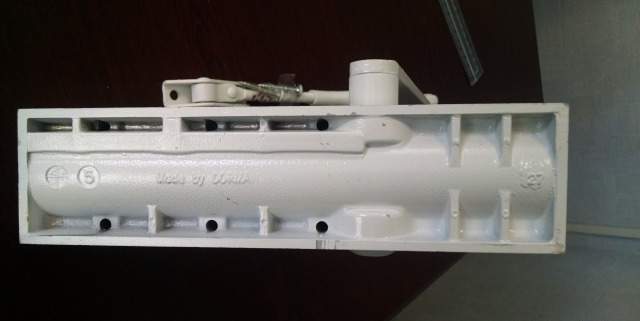 Доводчик дверной Dorma TS 73 V