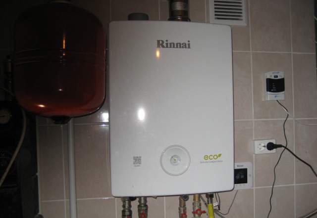 Газовый котел Rinnai RB 307 RMF