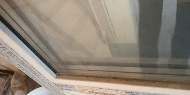 Дверь пластиковая 750х2270 и окно 460х1460
