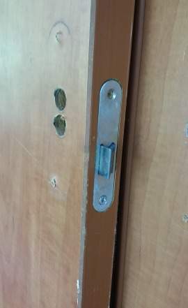 Дверные полотна б/у