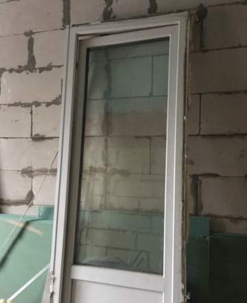 Пластиковое окно и балконная дверь