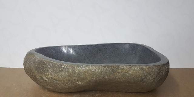 Раковины из камня