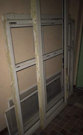 Окно и балкон пластиковые бу самовывоз)
