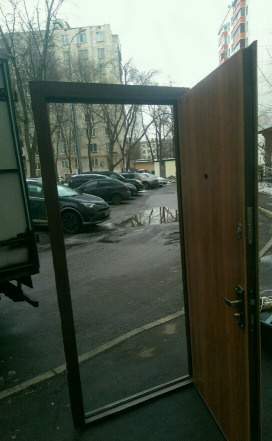 Дверь металлическая