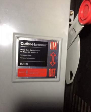 Cutler-Hammer Heavy Duty Safety Switch 60 Amp 600