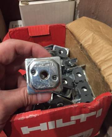 Монтажная гайка для труб Hilti