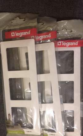 Новые розетки LeGrand