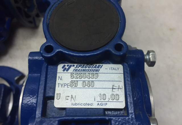 Редукторы Spaggiari Trasmissioni SW 040