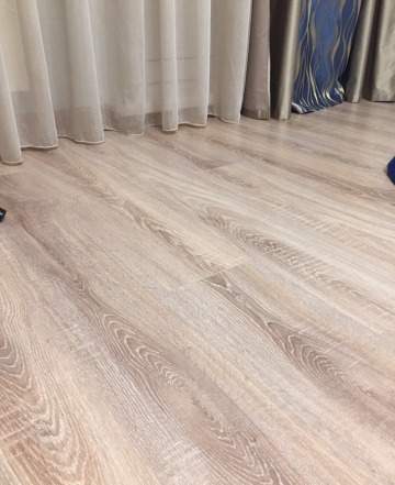 Ламинат Quick step, цвет дуб русский