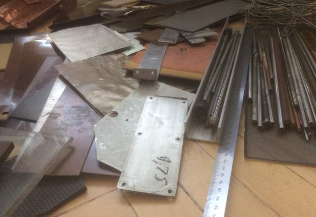 Проволока из старых запасов на катушках