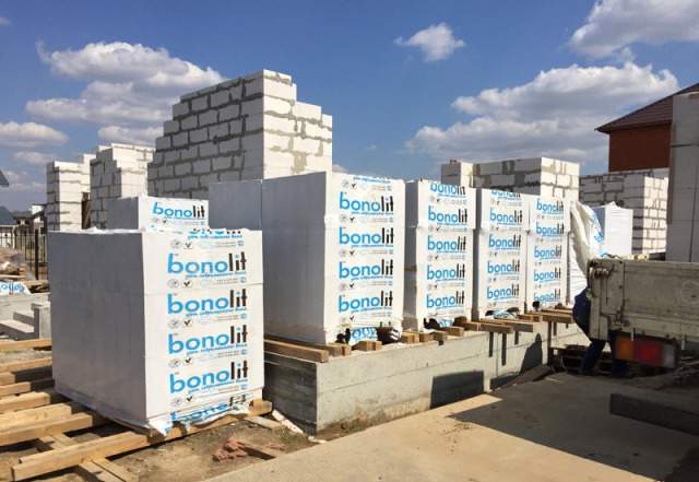 Блок газосиликатный Bonolit